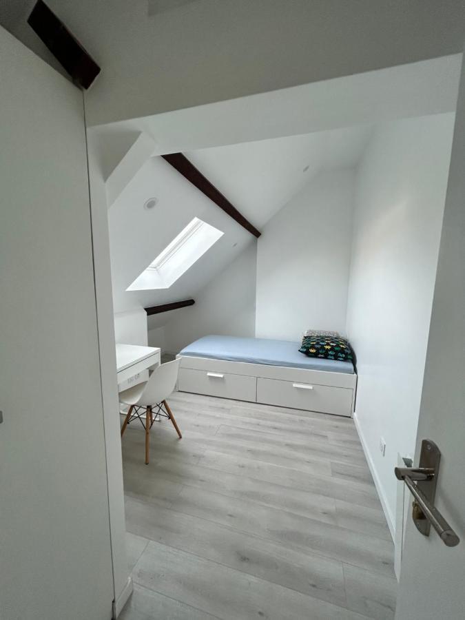 F3 Au Grenier D'Une Maison Massy  Dış mekan fotoğraf